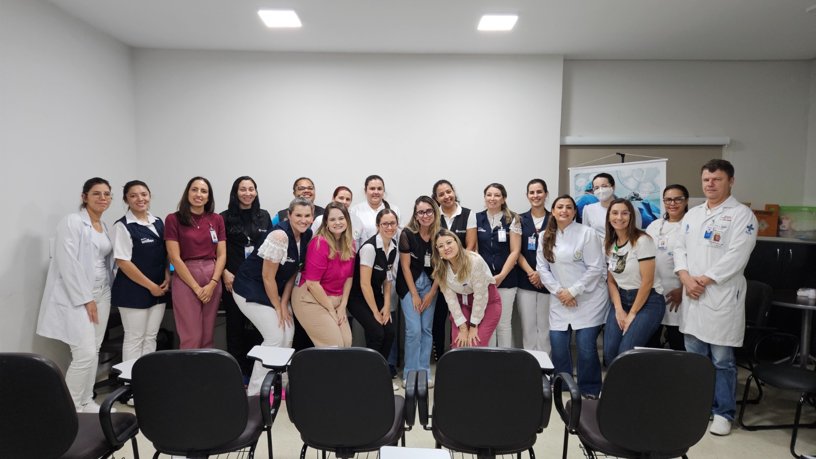 Santa Casa promove palestra sobre câncer de mama para colaboradores